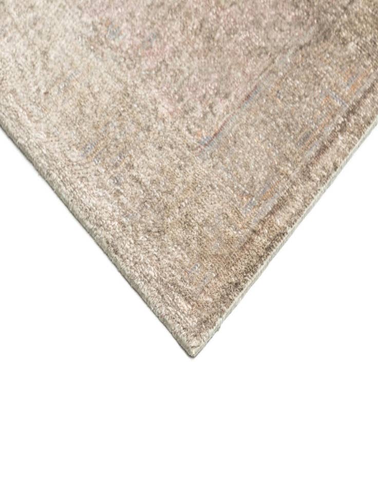 Detail image of  8' 10 x 9' 11  Hand Knotted Kundan Rug