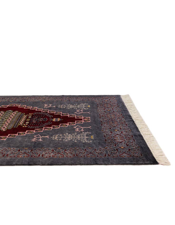 Detail image of  4' x 5' 10  Hand Knotted Lahour Oriental Wool Rug