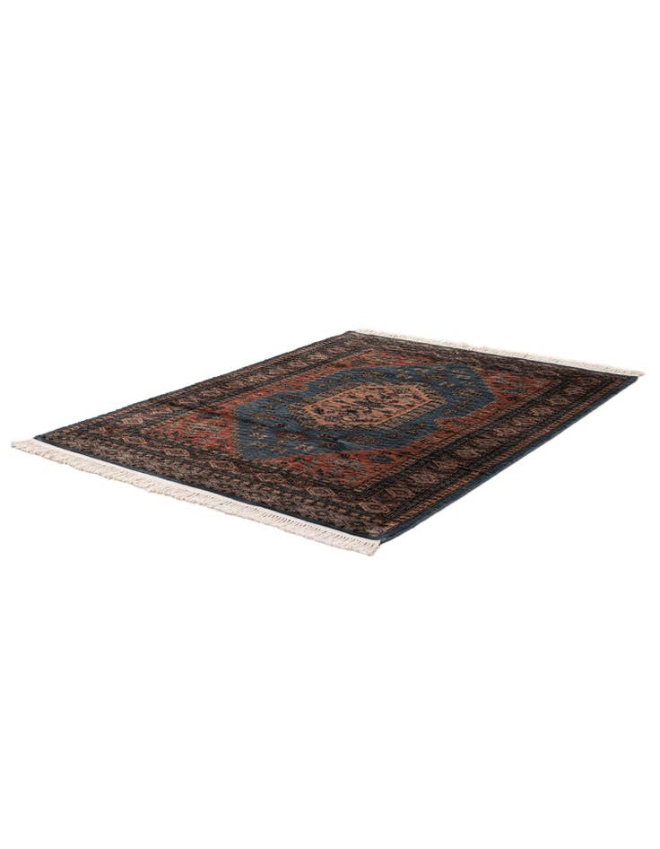 Detail image of  4' 2 x 5' 8  Hand Knotted Lahour Oriental Wool Rug