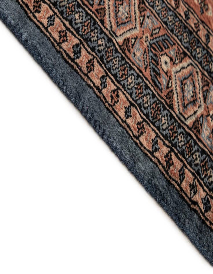 Detail image of  4' 2 x 5' 8  Hand Knotted Lahour Oriental Wool Rug