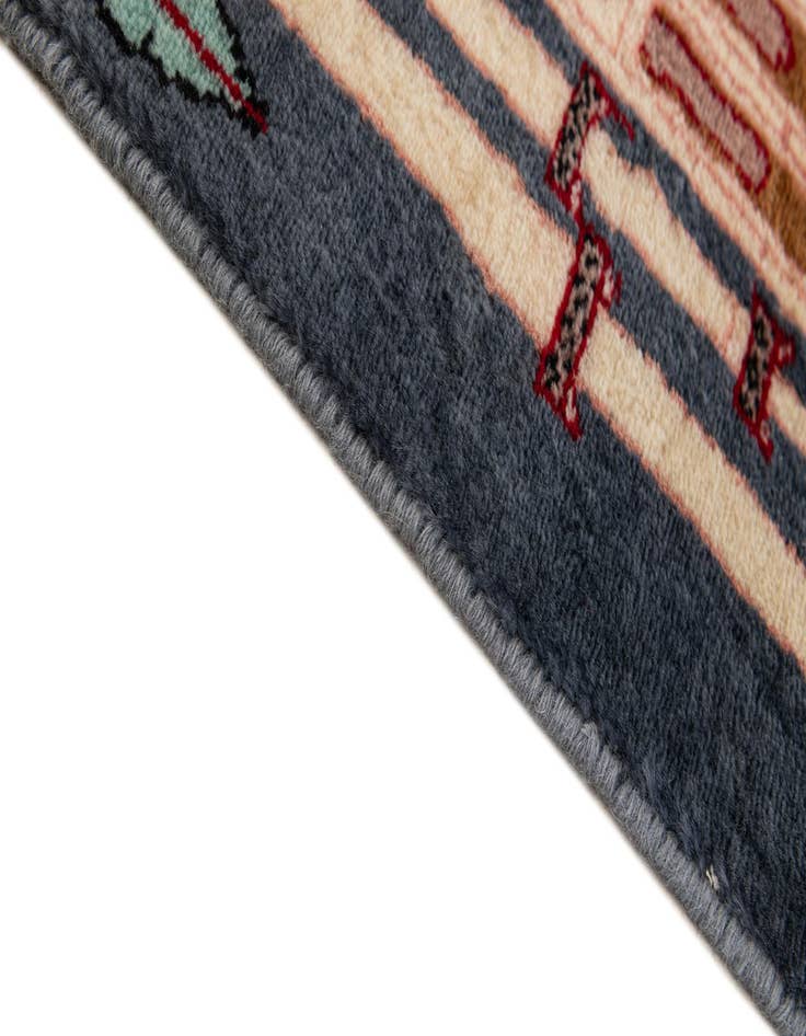 Detail image of  2' 1 x 3' 3  Hand Knotted Lahour Oriental Wool Rug