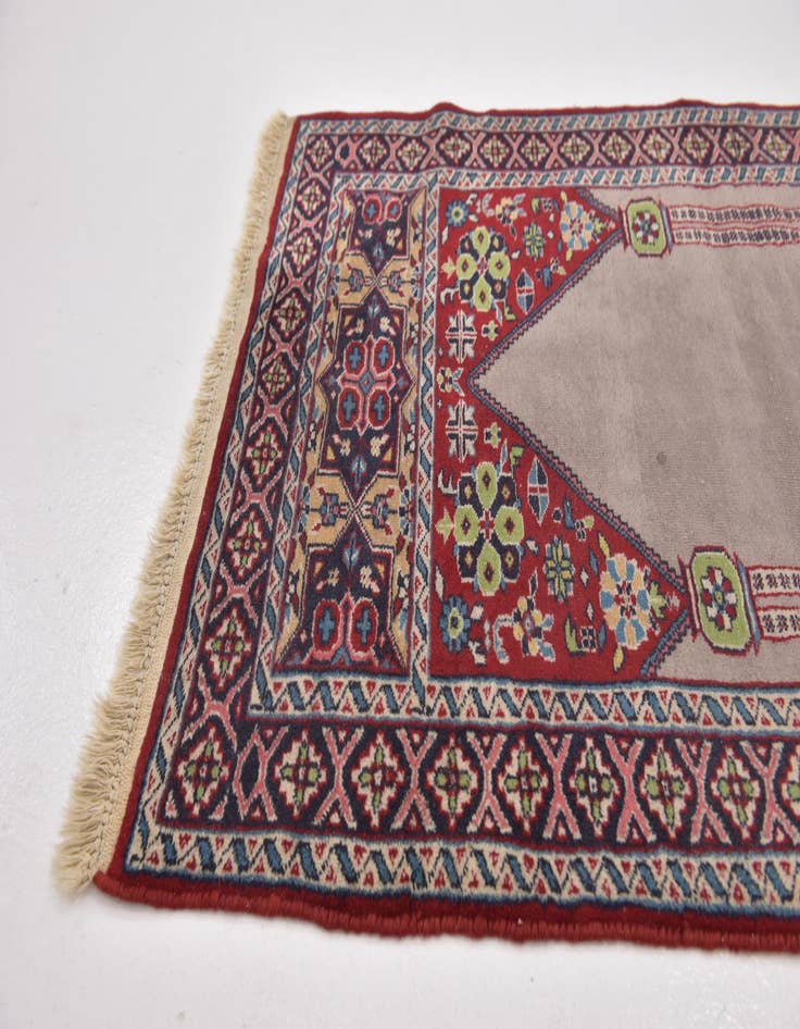 Detail image of 2' 7 x 4' 5 Hand Knotted Lahour Oriental Wool Rug