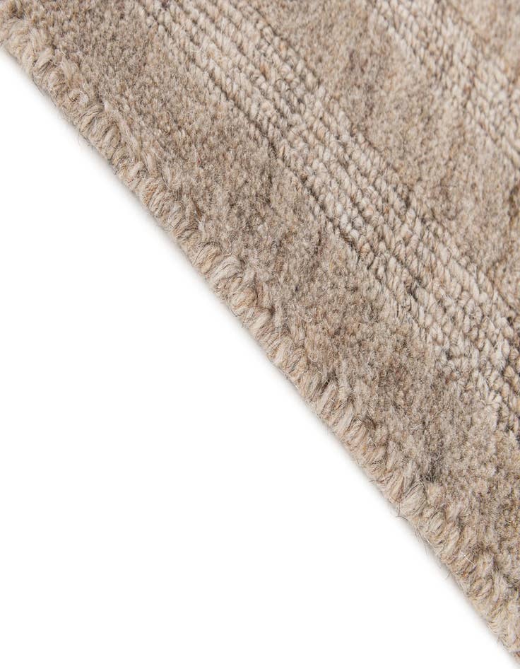 Detail image of 2' 3 x 3' 2 Hand Woven Lana New Zealand Wool Rug