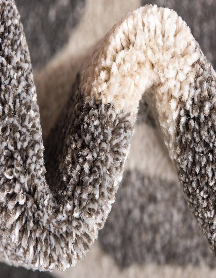 Detail image of  3' 3 x 5' 3 Lattice Rug