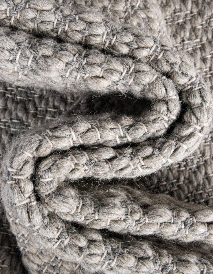 Detail image of  2' 2 x 3' 1  Hand Woven Lattice Wool Rug