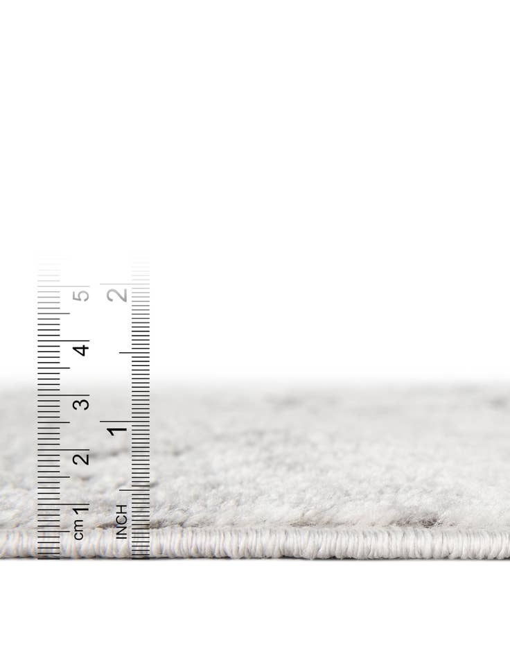 Detail image of  6' x 9' Leipzig Rug