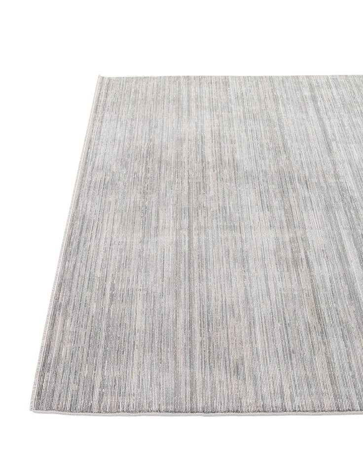 Detail image of  5' 4 x 7' 5 Lola Rug