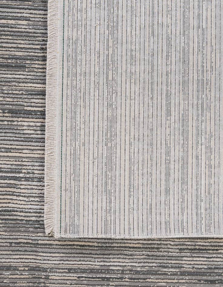 Detail image of  5' 4 x 7' 5 Lola Rug