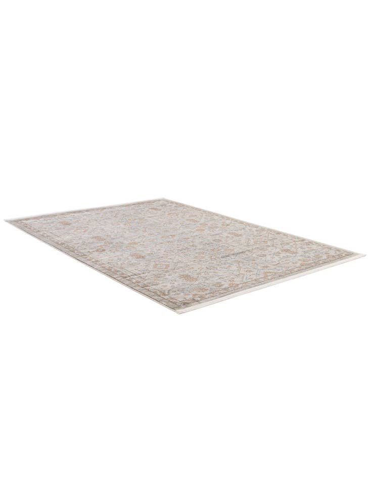 Detail image of  5' 5 x 7' 9 Lola Rug