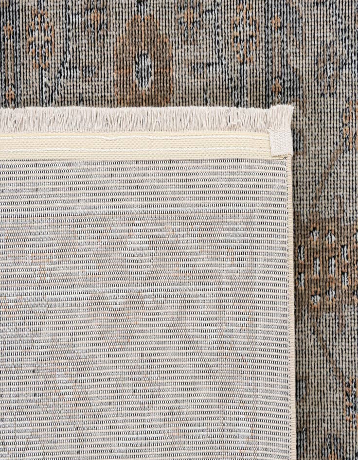 Detail image of  5' 5 x 7' 9 Lola Rug