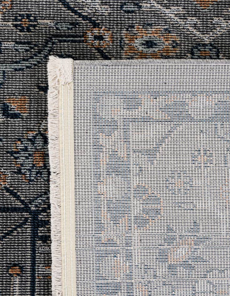 Detail image of  5' 4 x 7' 8 Lola Rug