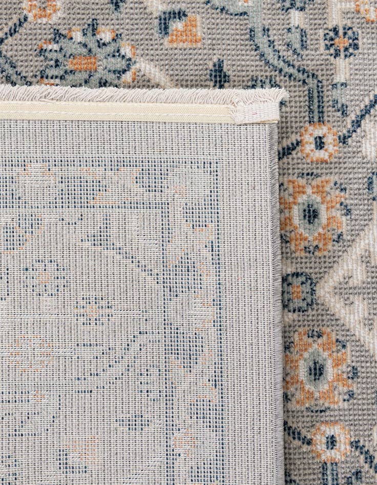 Detail image of  5' 5 x 7' 8 Lola Rug