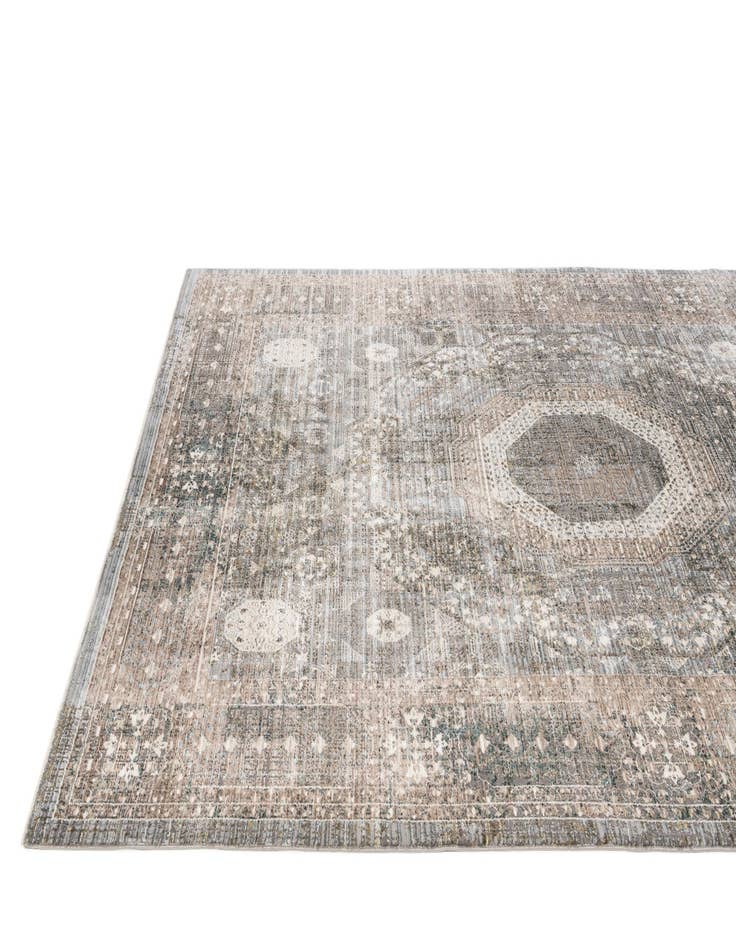 Detail image of  6' 7 x 9' 7 Lola Rug