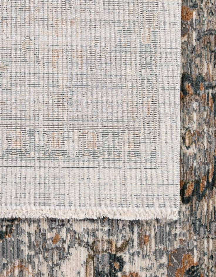 Detail image of  6' 7 x 9' 7 Lola Rug