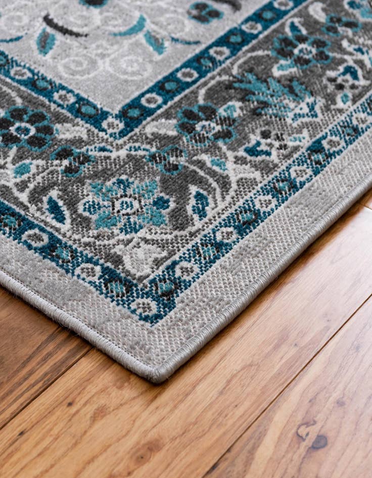 Detail image of  4' x 6' Lucerne Rug
