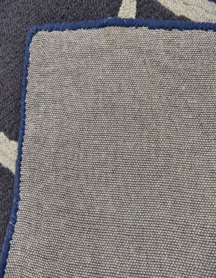 Detail image of  5' x 7' Luna Wool Rug