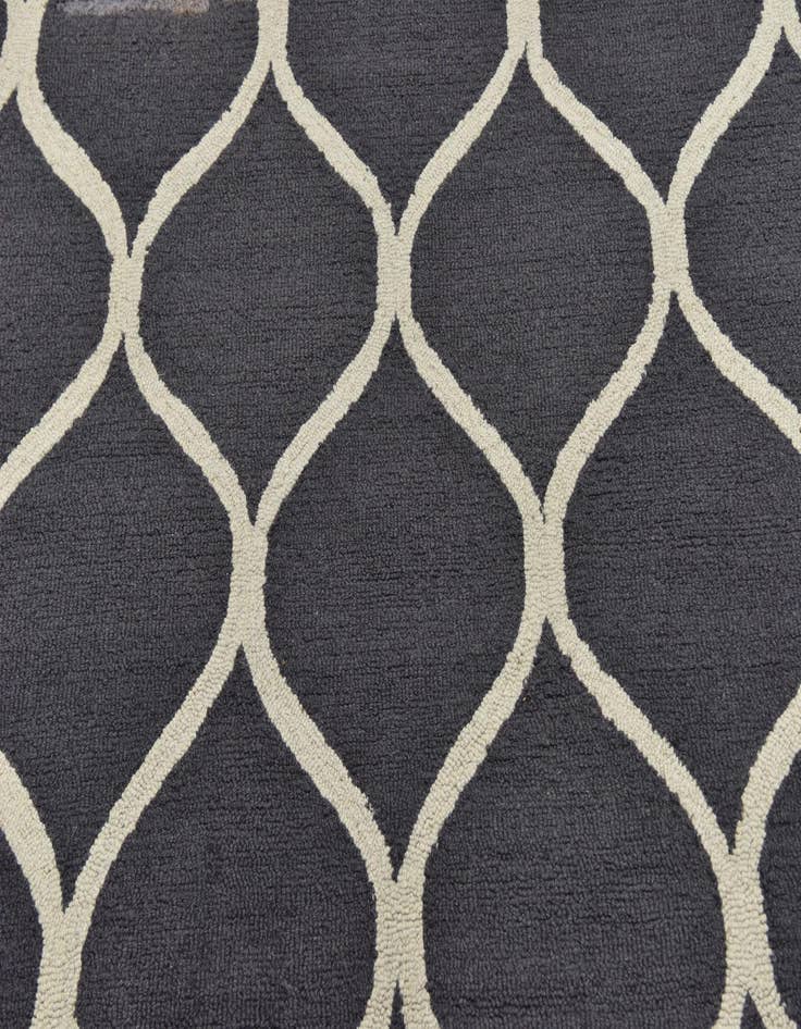 Detail image of  5' x 7' Luna Wool Rug