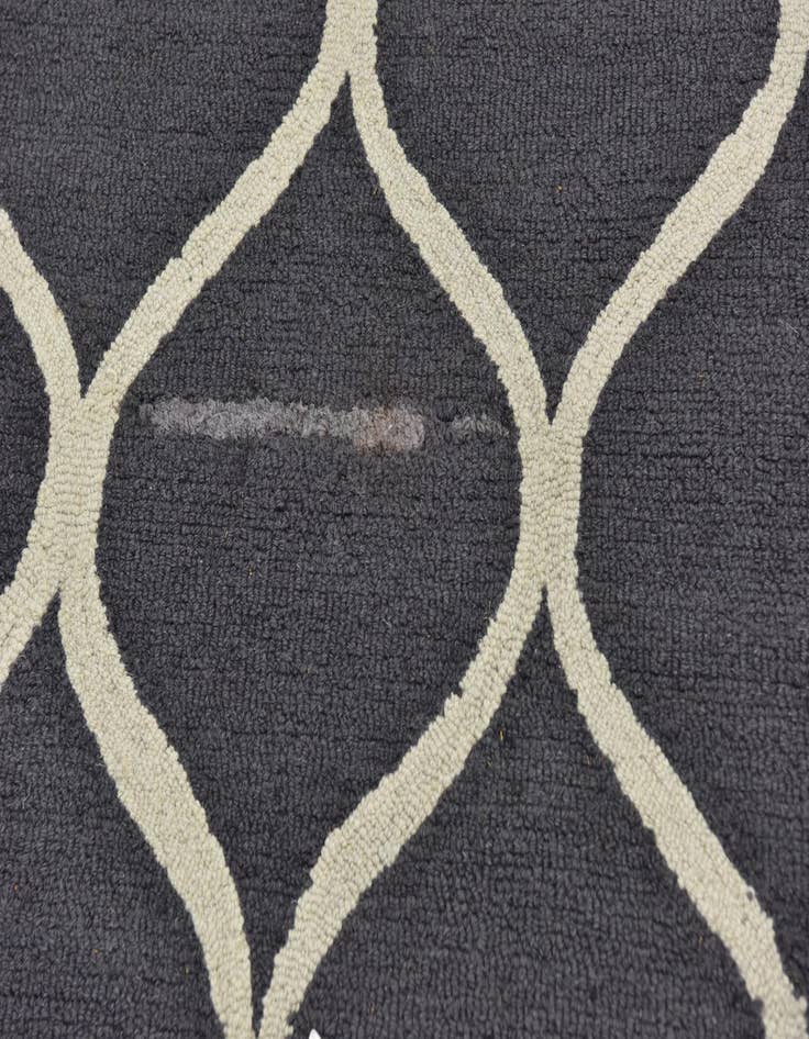 Detail image of  5' x 7' Luna Wool Rug