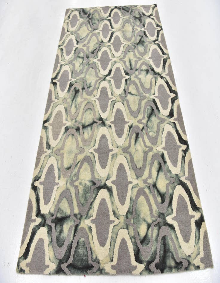 Detail image of 5' 3 x 7' 5 Luna Wool Rug