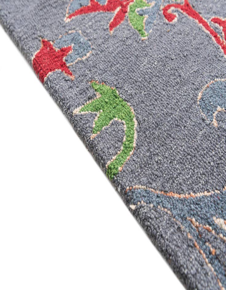 Detail image of  2' x 3' Luna Rug