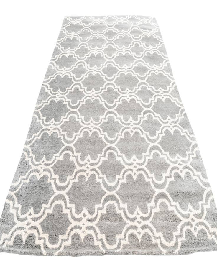 Detail image of  5' x 7' 10 Luna Rug