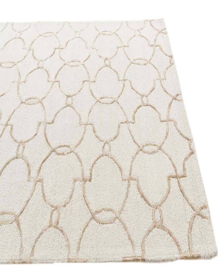 Detail image of  5' 1 x 8' 1 Luna Rug