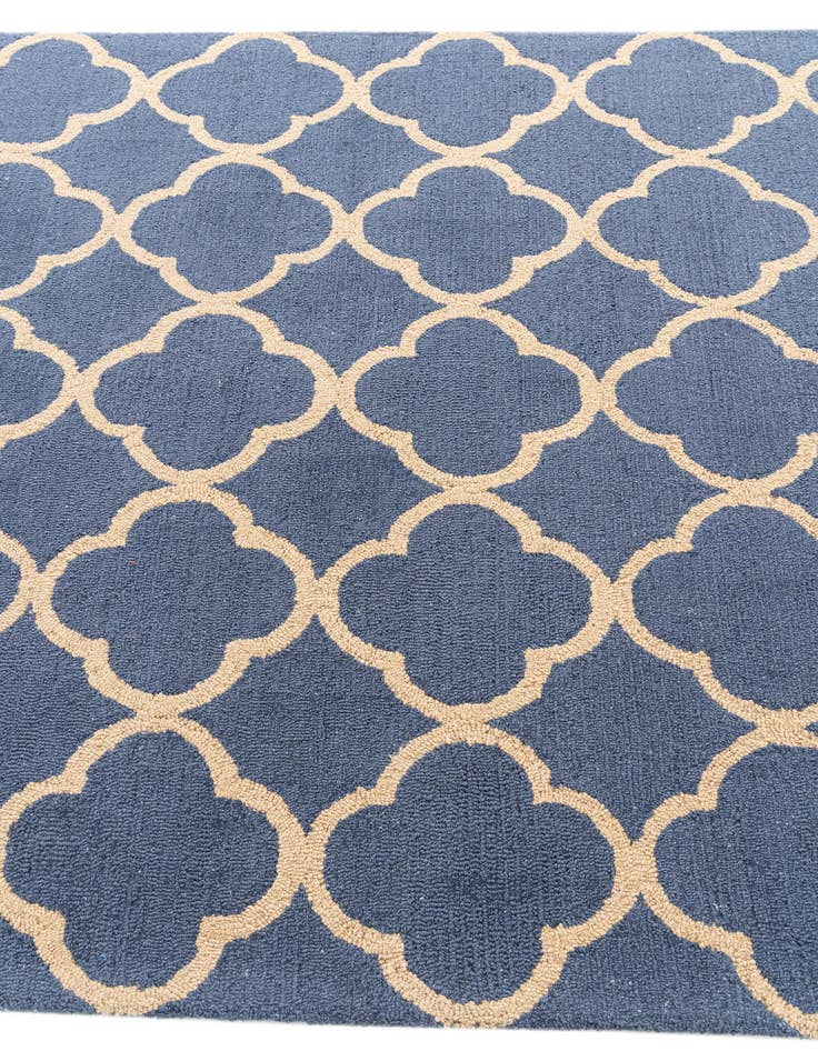 Detail image of  5' x 8' Luna Rug