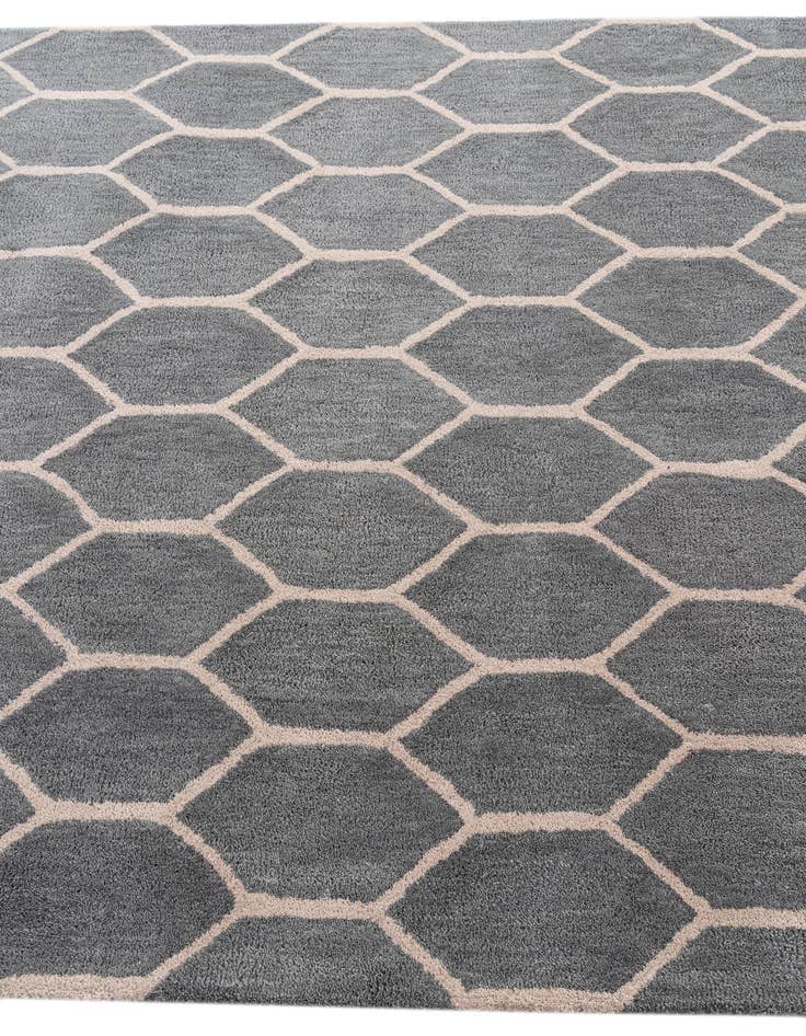 Detail image of  5' 1 x 8' Luna Rug