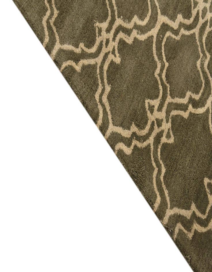 Detail image of  5' x 7' 11 Luna Rug