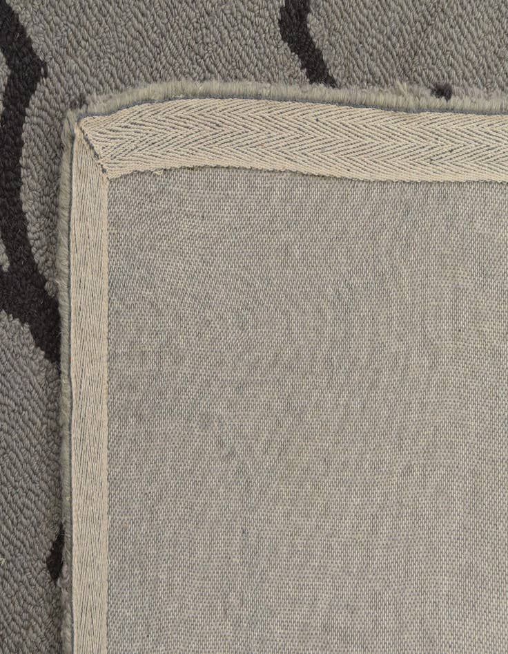 Detail image of  5' x 8' Luna Rug