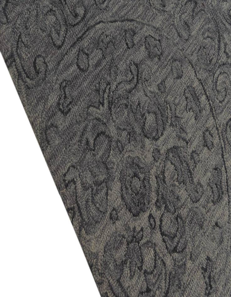 Detail image of  5' x 7' 6 Luna Rug