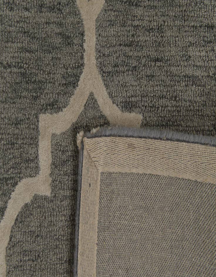Detail image of  5' 2 x 8' Luna Rug
