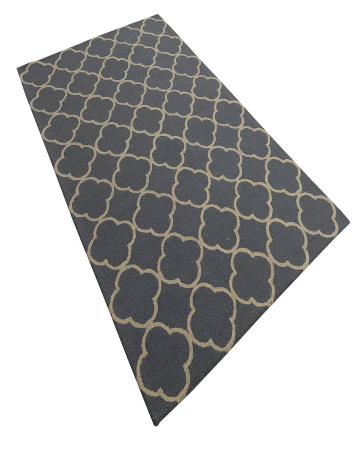 Detail image of  5' 2 x 8' Luna Wool Rug