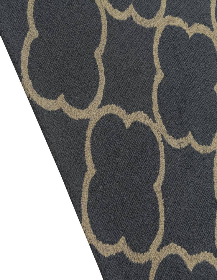 Detail image of  5' 2 x 8' Luna Wool Rug