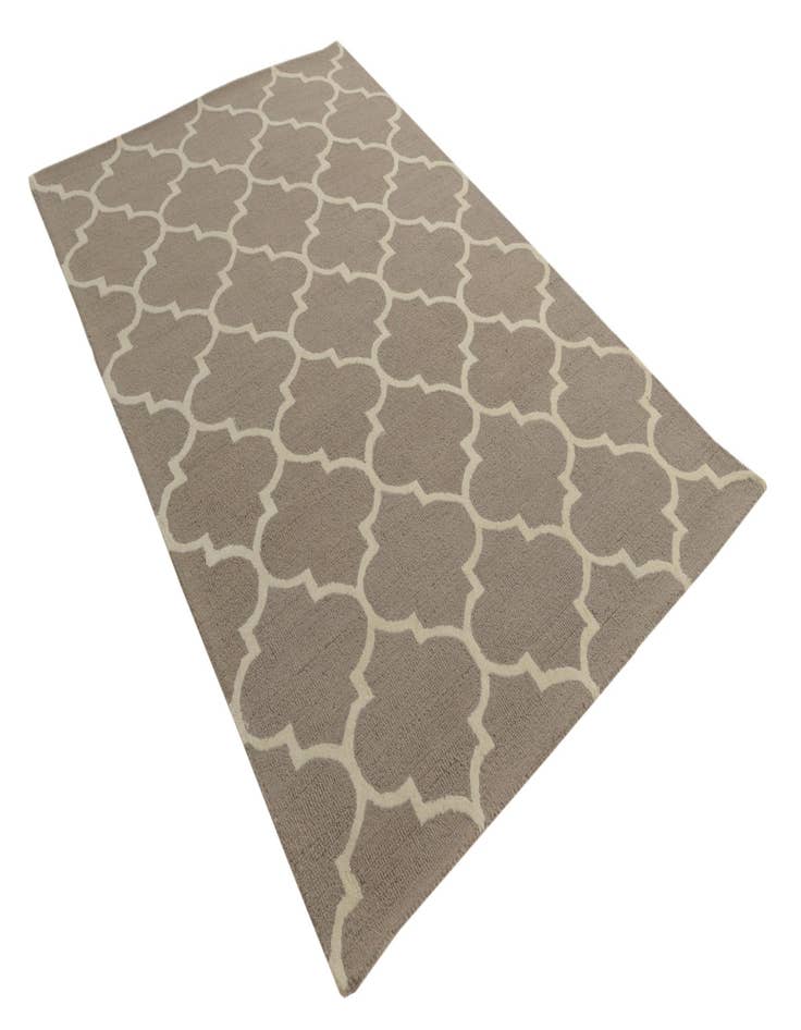 Detail image of  5' 1 x 8' Luna Wool Rug