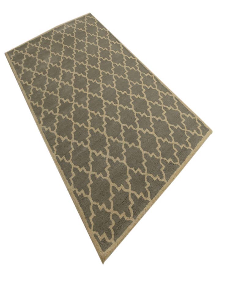 Detail image of  5' x 8' Luna Wool Rug