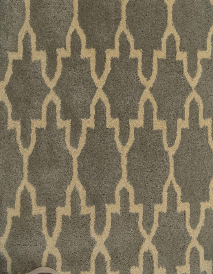 Detail image of  5' x 8' Luna Wool Rug