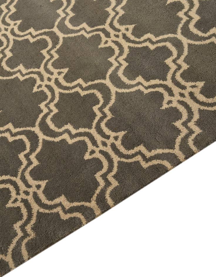 Detail image of  5' x 7' 11 Luna Rug