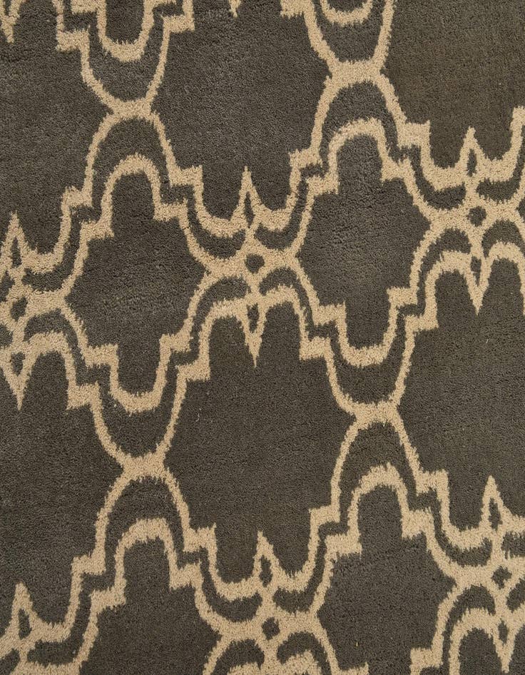 Detail image of  5' x 7' 11 Luna Rug