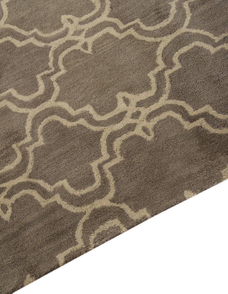 Detail image of  6' x 9' Luna Rug
