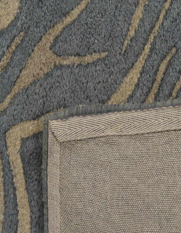 Detail image of  5' x 7' 5 Luna Wool Rug