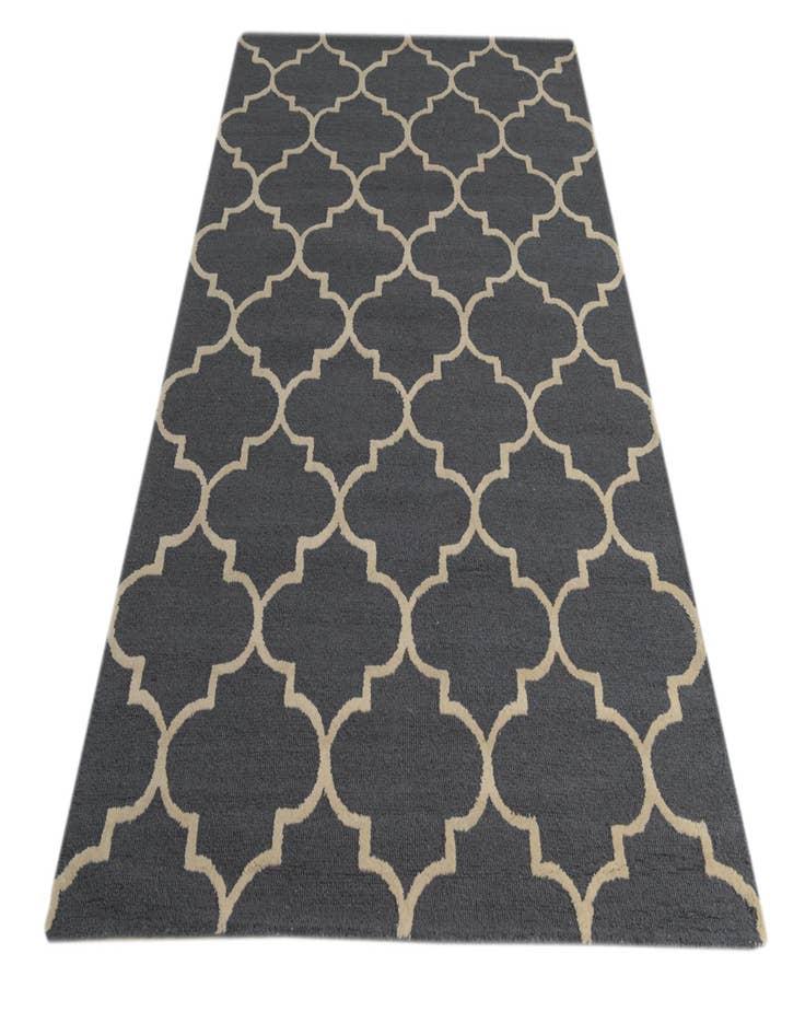 Detail image of  5' 1 x 8' Luna Wool Rug