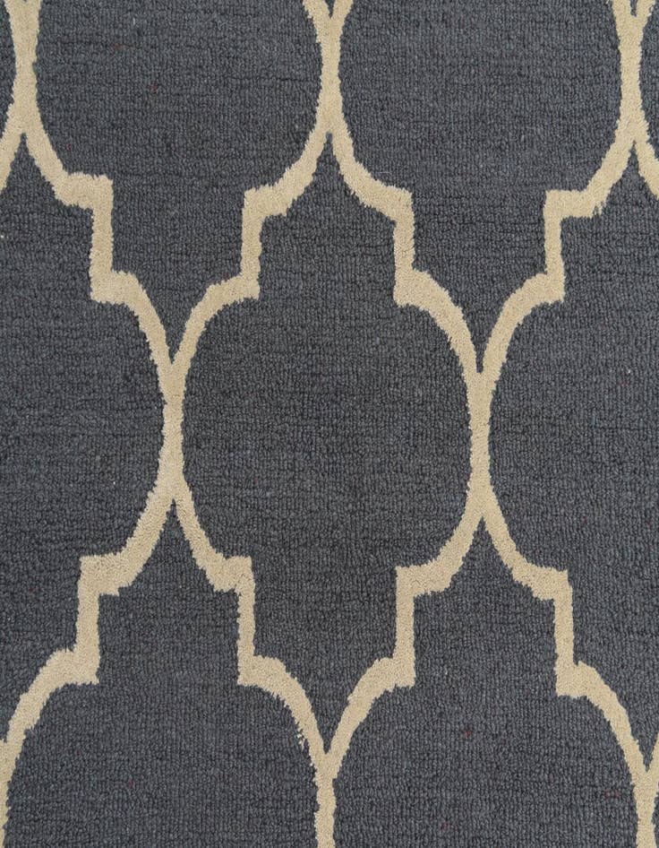 Detail image of  5' 1 x 8' Luna Wool Rug