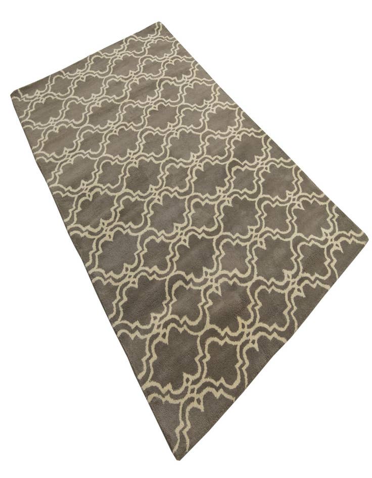 Detail image of  5' x 7' 10 Luna Wool Rug