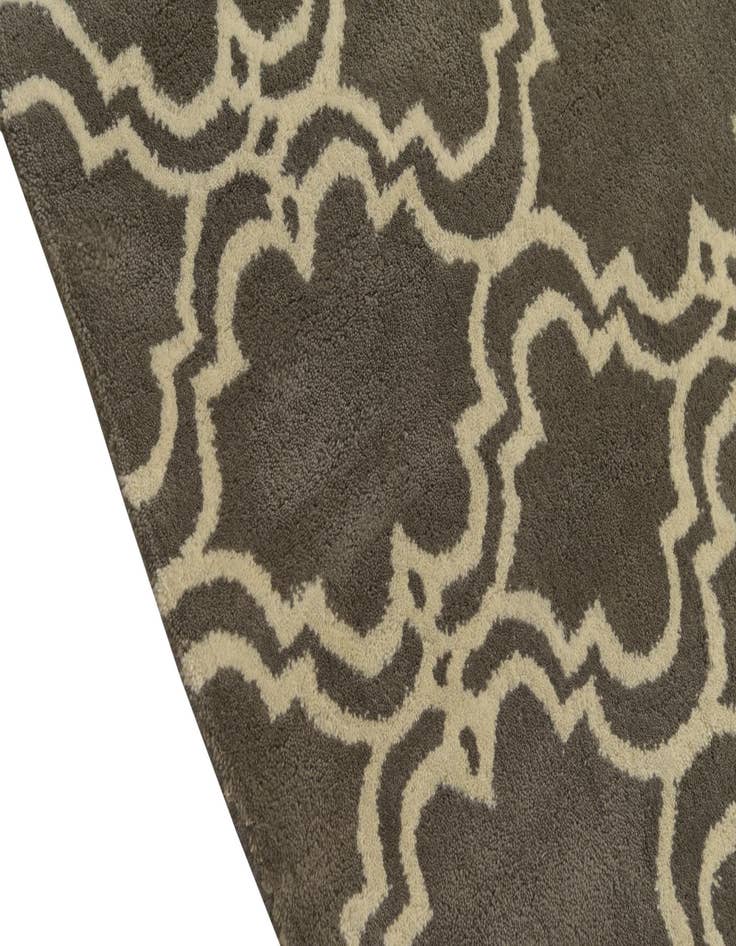 Detail image of  5' x 7' 10 Luna Wool Rug