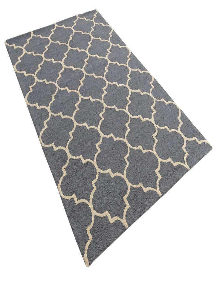 Detail image of  5' 1 x 8' Luna Wool Rug