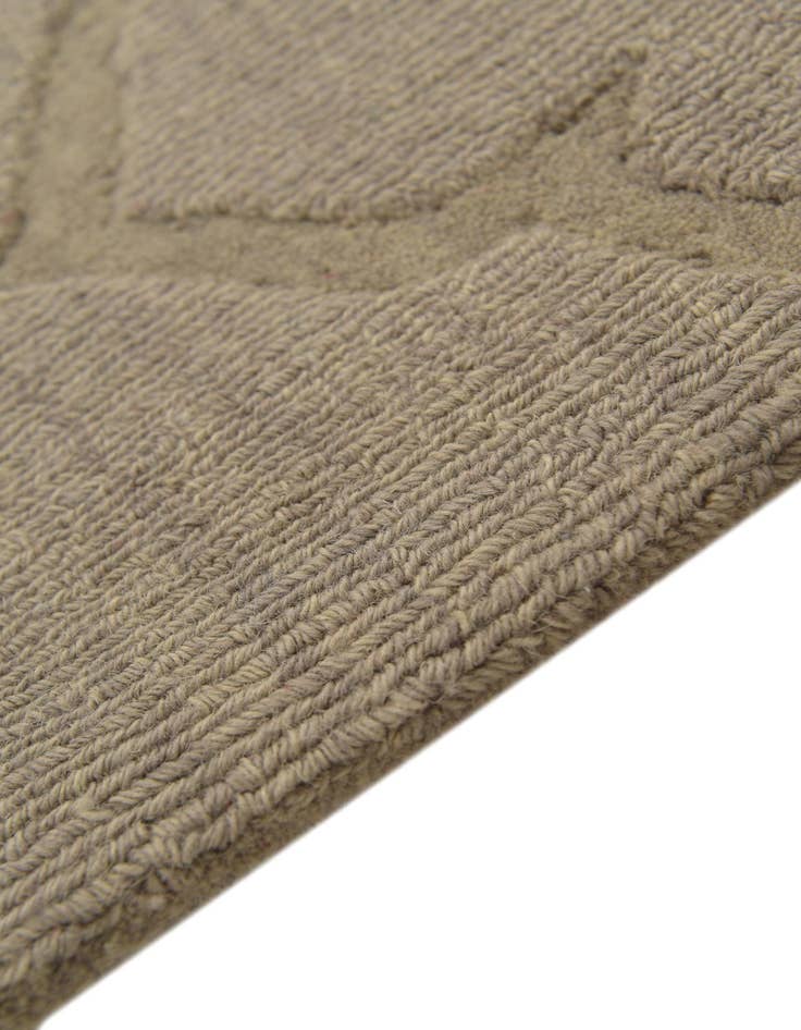 Detail image of  5' 1 x 7' Luna Wool Rug