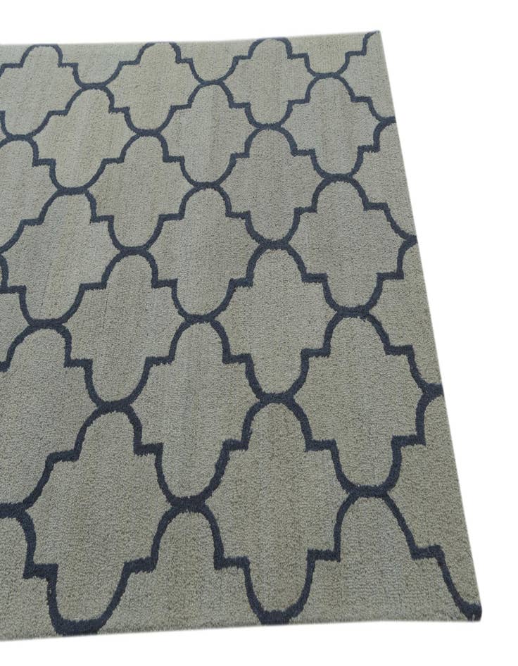 Detail image of  5' x 8' Luna Wool Rug