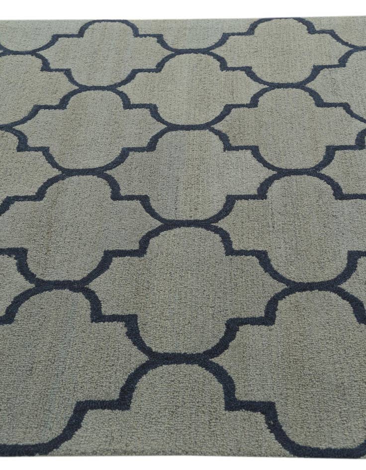 Detail image of  5' x 8' Luna Wool Rug