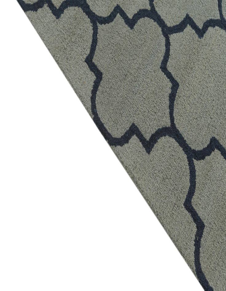 Detail image of  5' x 8' Luna Wool Rug